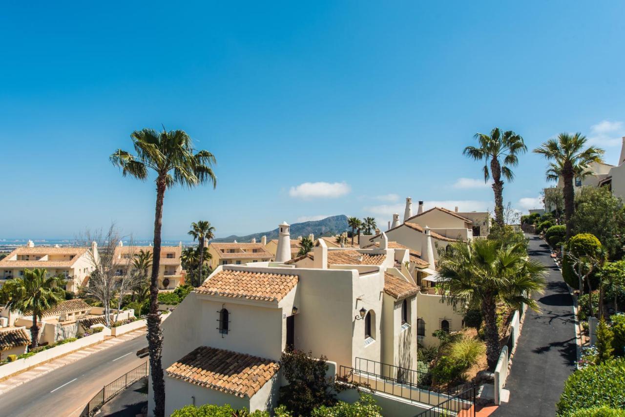 Luxurioese Und Grossraeumige Villa Mit Community Pool, Sicht Auf Das Mittelmeer Sowie Dem Mar Menor, La Manga Club Atamaría Екстериор снимка