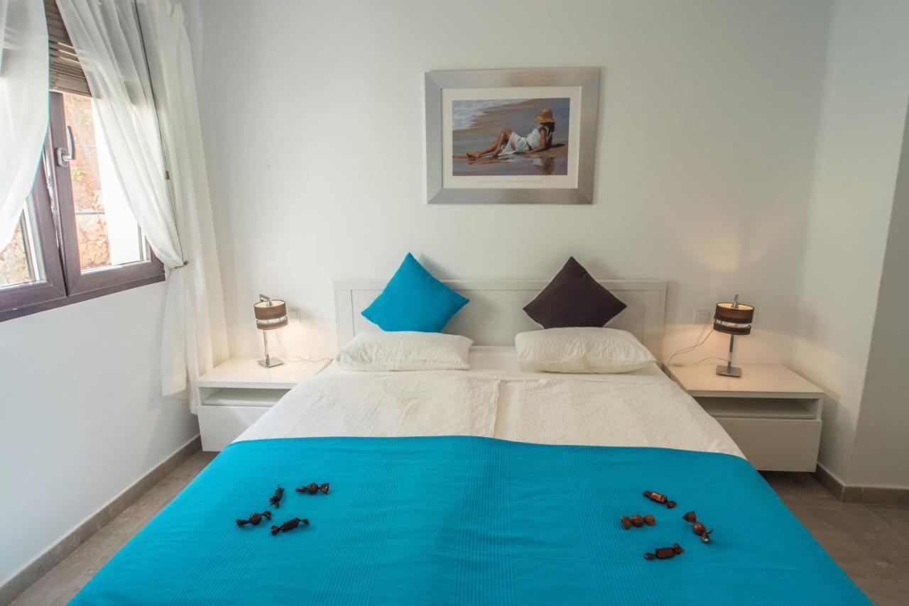 Luxurioese Und Grossraeumige Villa Mit Community Pool, Sicht Auf Das Mittelmeer Sowie Dem Mar Menor, La Manga Club Atamaría Екстериор снимка