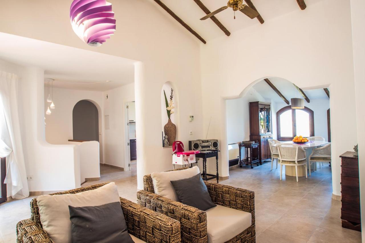 Luxurioese Und Grossraeumige Villa Mit Community Pool, Sicht Auf Das Mittelmeer Sowie Dem Mar Menor, La Manga Club Atamaría Екстериор снимка
