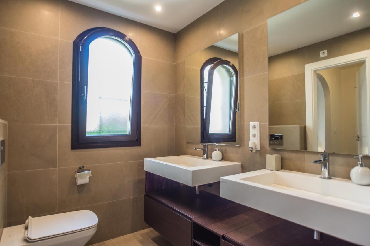Luxurioese Und Grossraeumige Villa Mit Community Pool, Sicht Auf Das Mittelmeer Sowie Dem Mar Menor, La Manga Club Atamaría Екстериор снимка